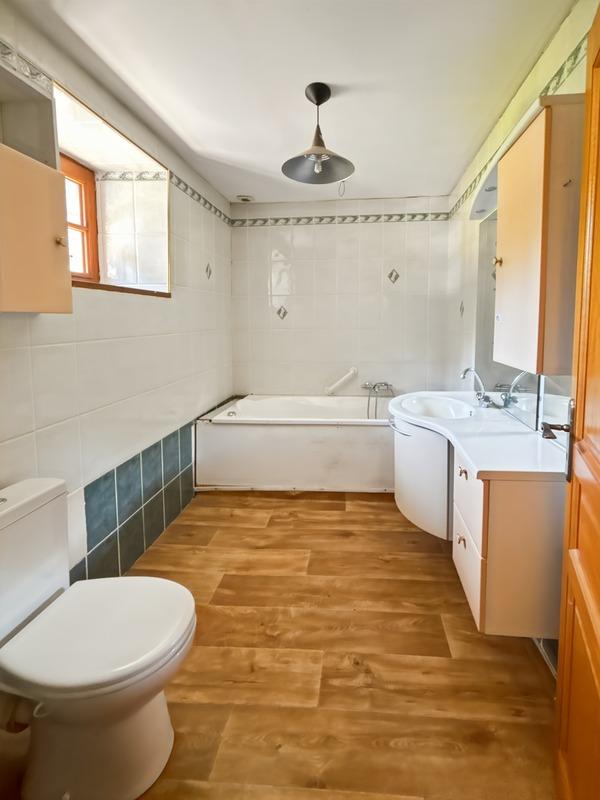 Maison - 120 m² - 6 pièces