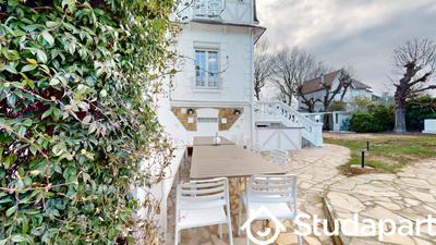 Chambre - 13 m² - 1 pièce