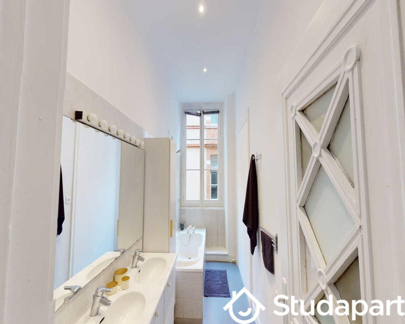 Chambre - 110 m² - 1 pièce