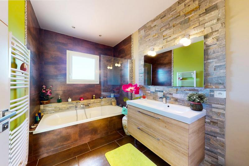 Maison - 165 m² - 6 pièces