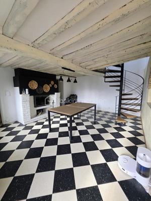 Maison - 122 m² - 5 pièces