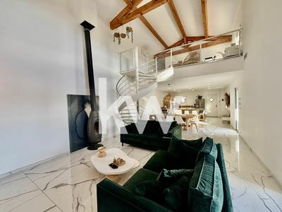 Maison - 180 m² - 5 pièces