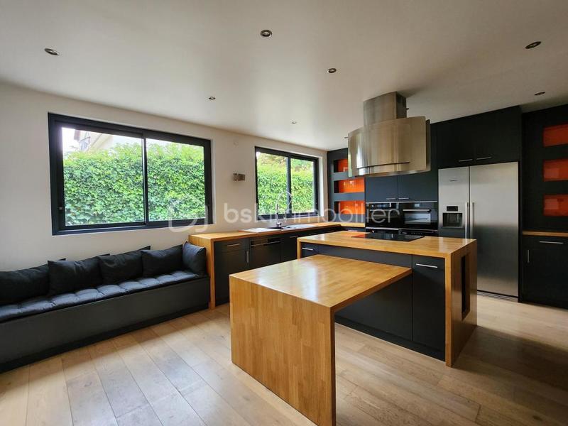 Maison d'architecte - 125 m² - 4 pièces