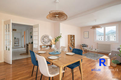 Appartement - 113 m² - 5 pièces