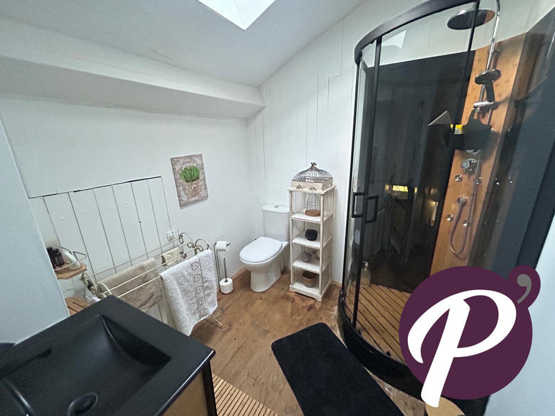 Maison - 400 m² - 10 pièces