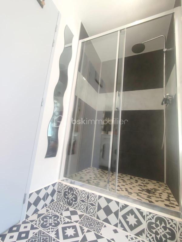 Appartement - 60 m² - 2 pièces