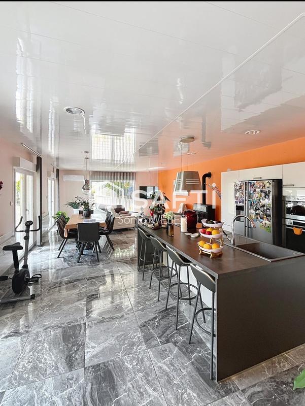 Maison - 150 m² - 5 pièces