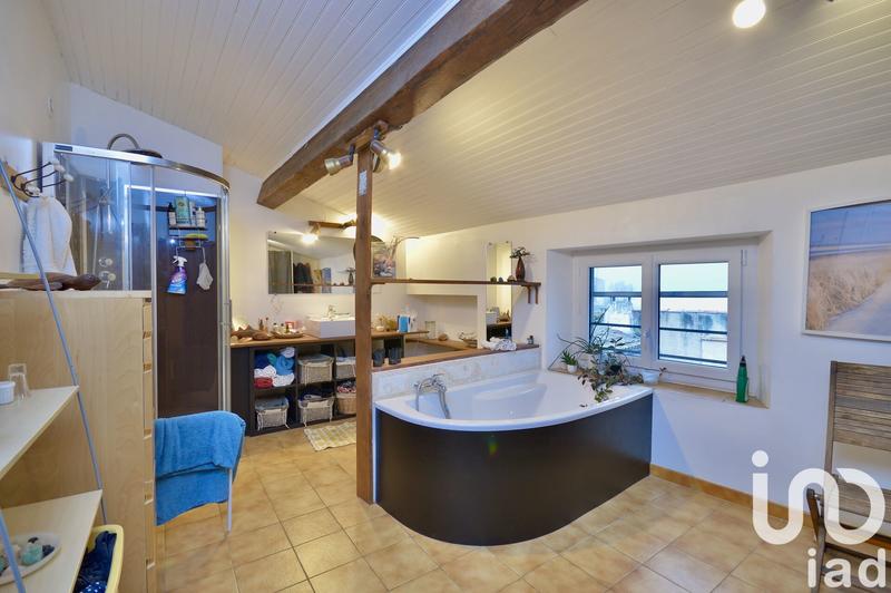 Maison - 138 m² - 5 pièces