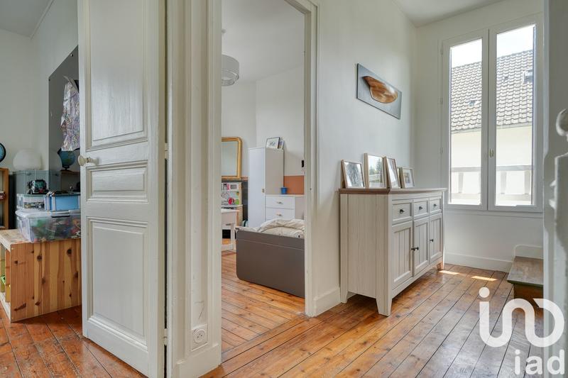 Maison - 200 m² - 8 pièces