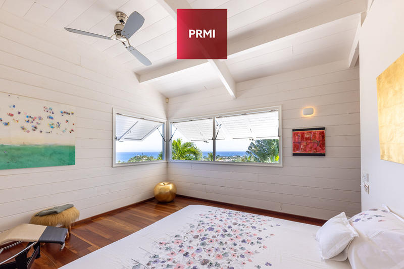 Maison - 235 m² - 8 pièces