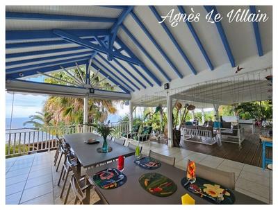 Propriété - 283 m² - 14 pièces