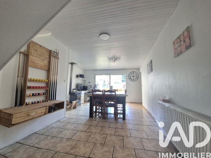 Maison - 200 m² - 7 pièces