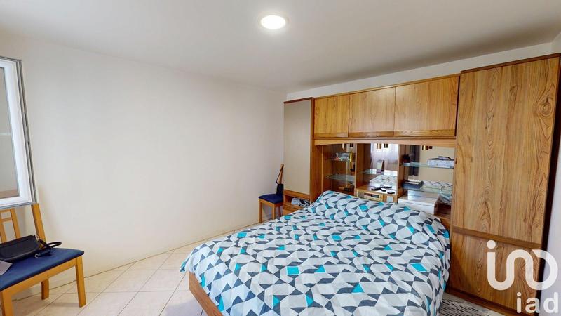 Maison - 240 m² - 9 pièces