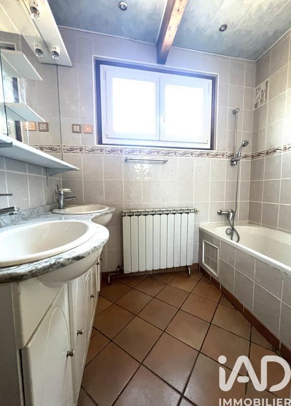 Maison - 120 m² - 7 pièces