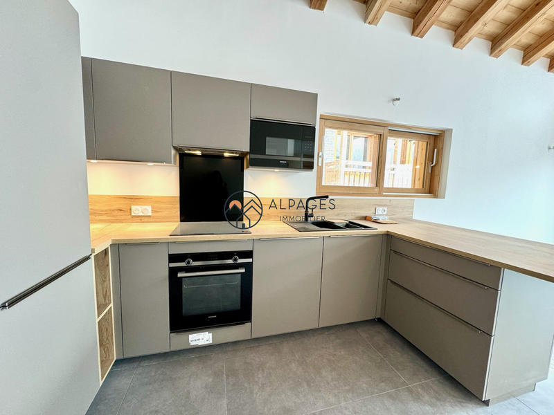 Châlet - 257 m² - 10 pièces