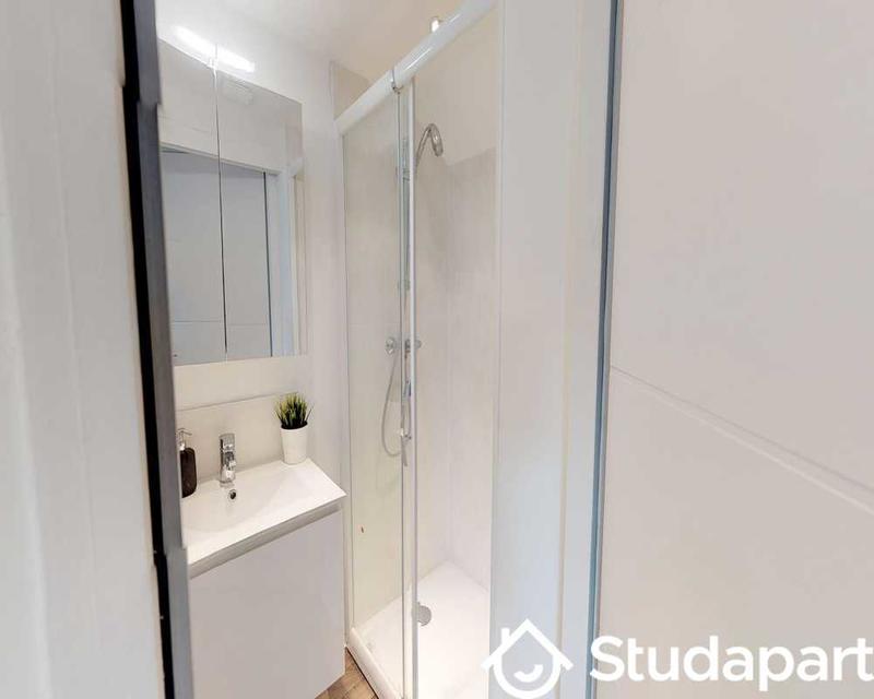 Chambre - 45 m² - 1 pièce