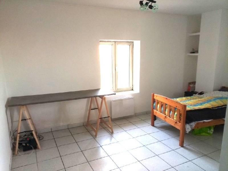 Studio - 30 m² - 1 pièce