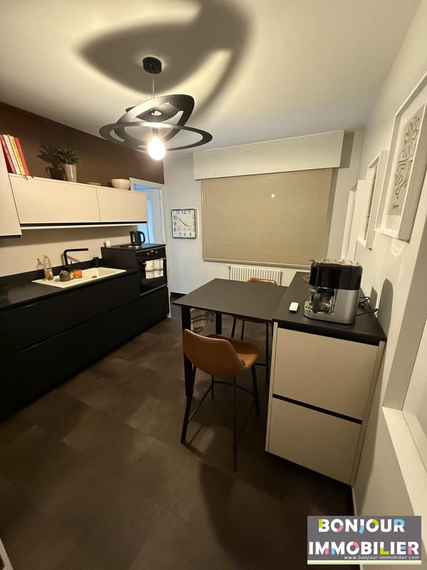 Appartement - 90 m² - 4 pièces