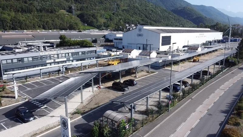 Entrepôt - 300 m² - 1 pièce