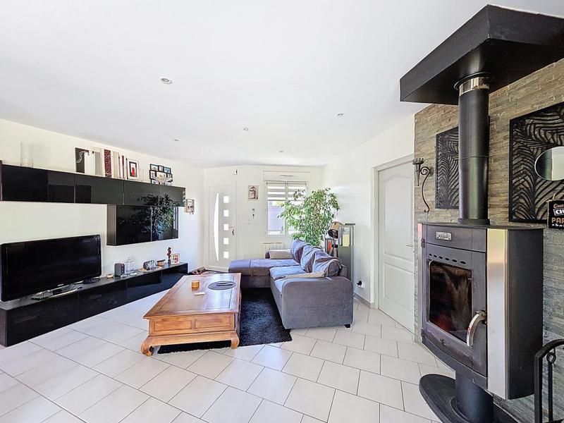 Maison - 81 m² - 5 pièces