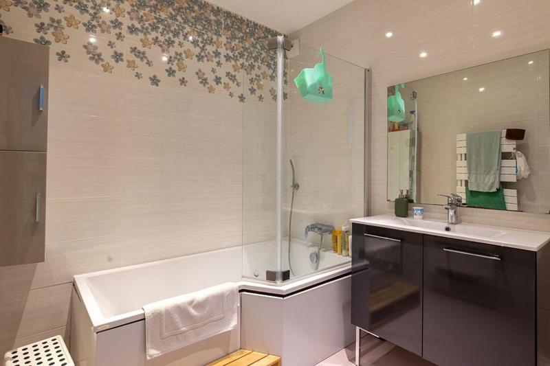 Maison - 238 m² - 8 pièces