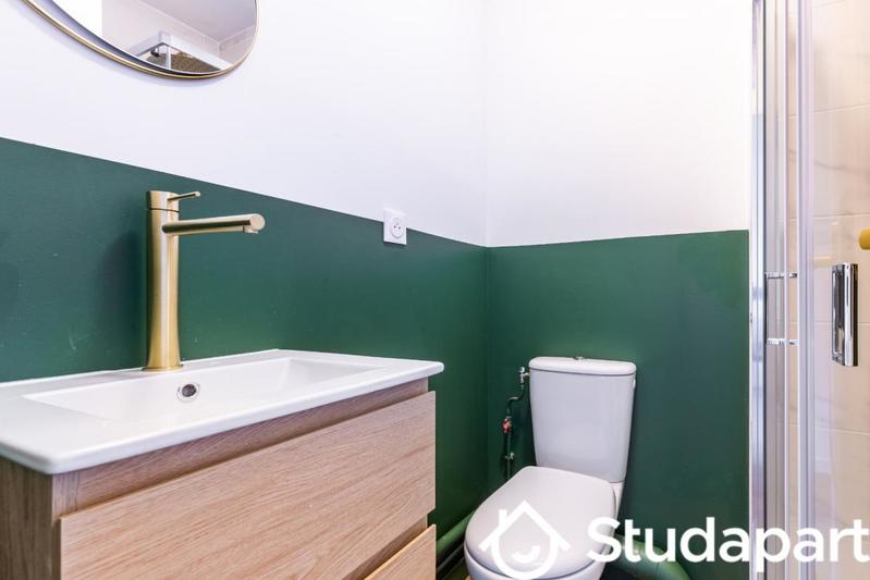 Chambre - 13 m² - 1 pièce