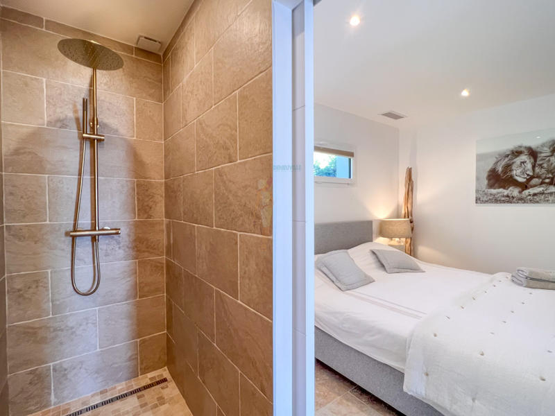 Appartement - 98 m² - 3 pièces