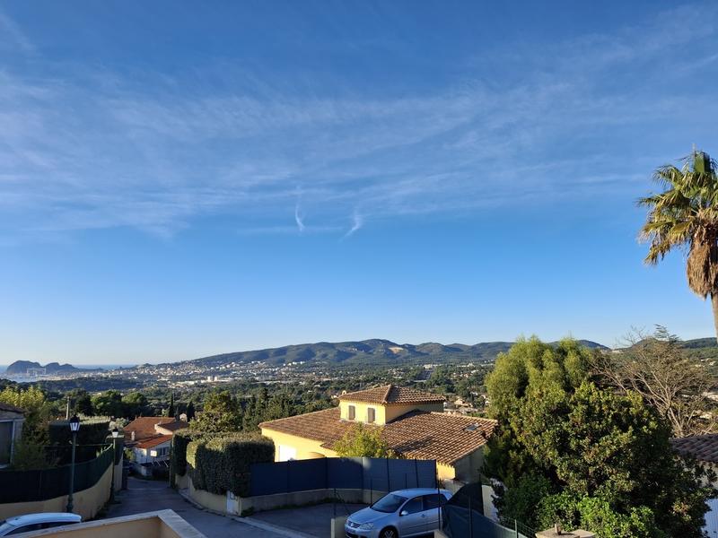 Maison - 212 m² - 8 pièces