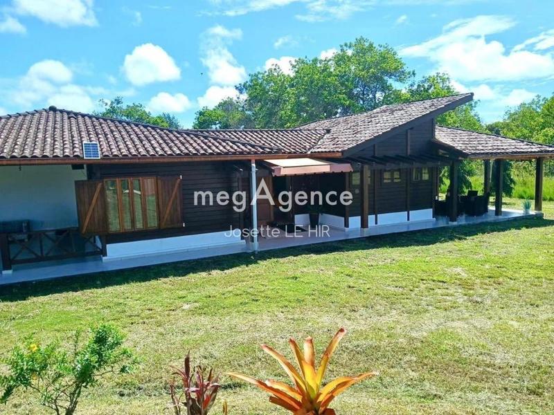 Maison de campagne - 350 m² - 8 pièces
