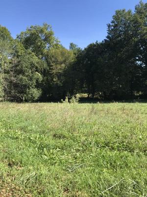 Terrain constructible - 1 820 m²