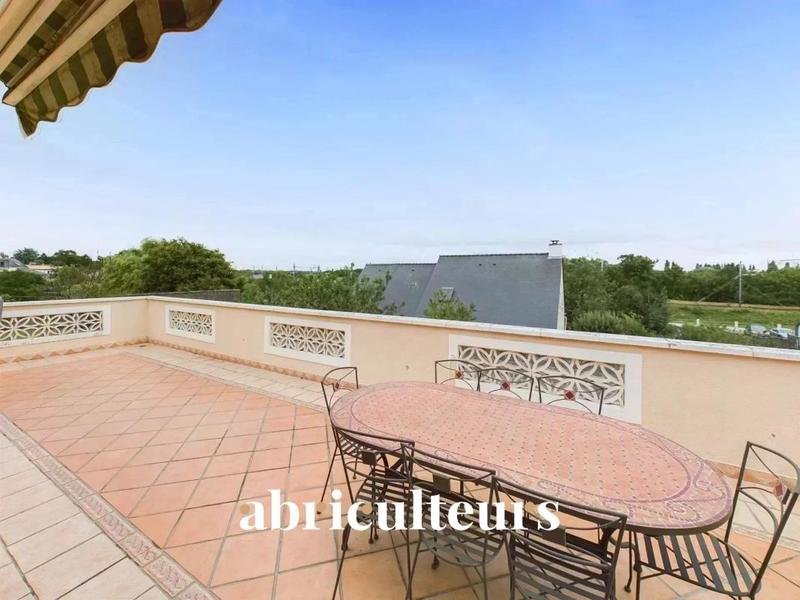 Maison - 150 m² - 6 pièces