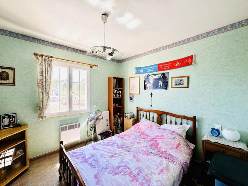 Propriété - 310 m² - 10 pièces