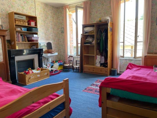 Maison - 316 m² - 10 pièces