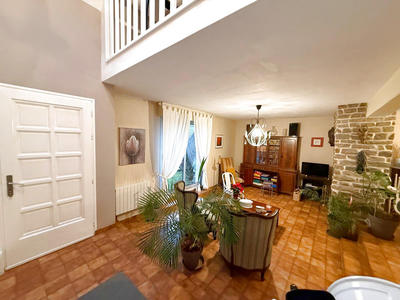 Maison - 110 m² - 4 pièces