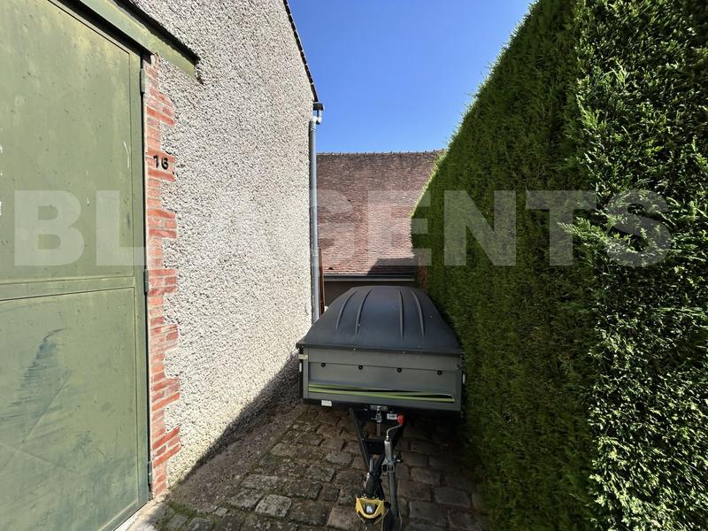 Grange - 100 m² - 1 pièce