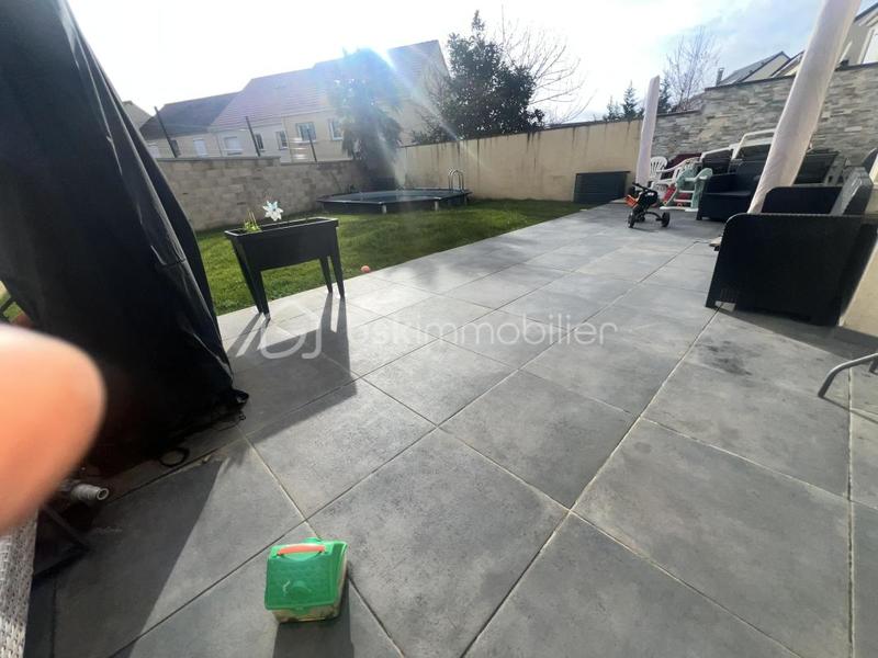 Maison - 170 m² - 10 pièces