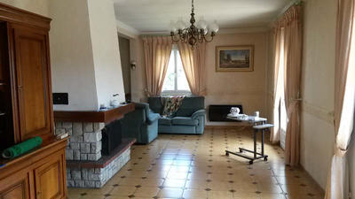 Maison - 142 m² - 6 pièces