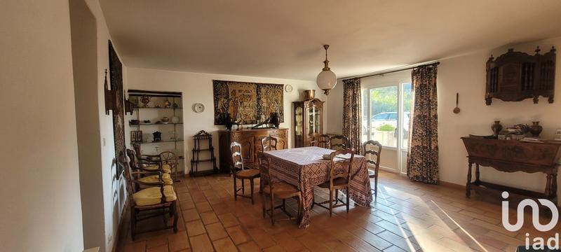 Maison - 386 m² - 12 pièces