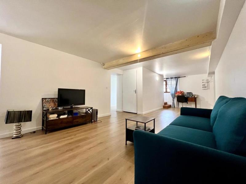 Appartement - 84 m² - 3 pièces