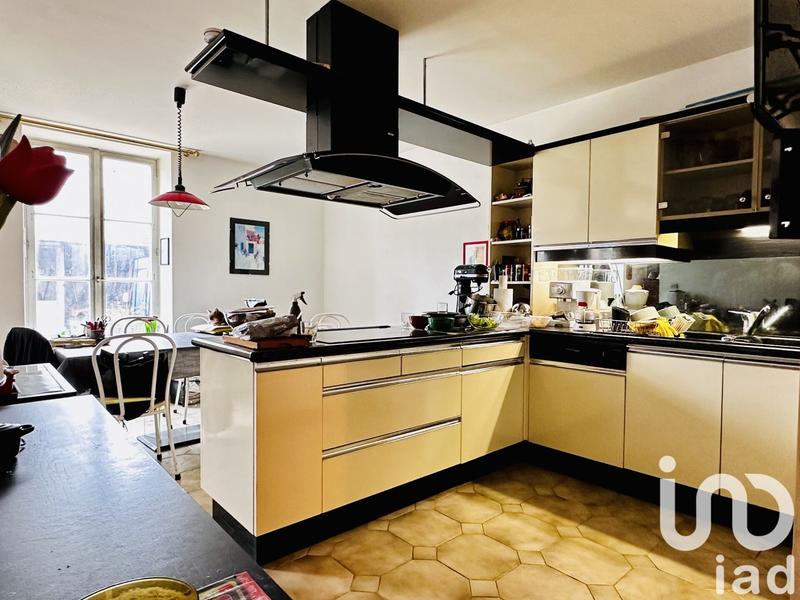 Maison - 429 m² - 11 pièces