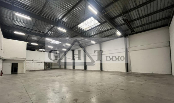 Entrepôt - 1 188 m²
