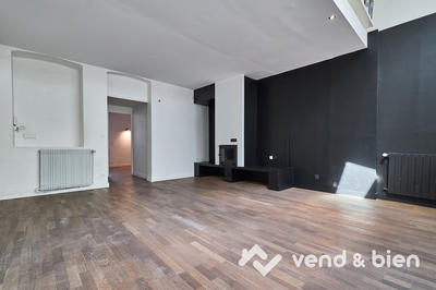 Appartement - 120 m² - 5 pièces