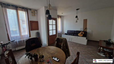 Maison - 74 m² - 5 pièces