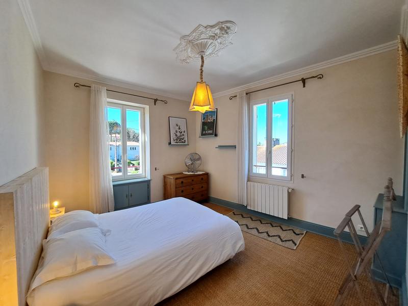 Maison - 276 m² - 11 pièces