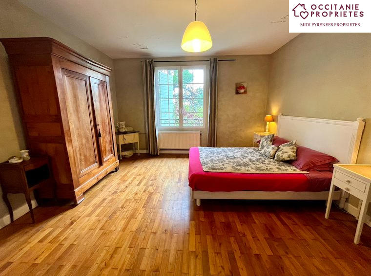 Corps de ferme - 412 m² - 10 pièces