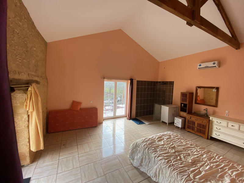 Maison - 207 m² - 6 pièces