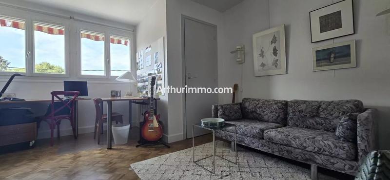 Maison - 200 m² - 6 pièces