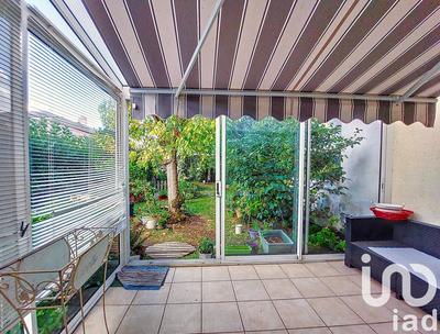 Maison - 122 m² - 5 pièces