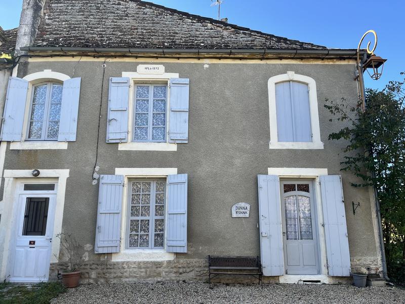 Maison traditionnelle - 136 m² - 7 pièces