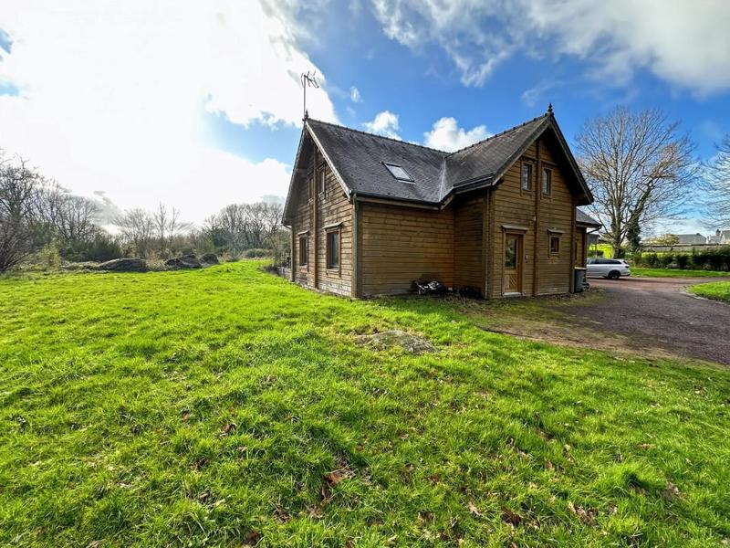 Maison - 162 m² - 6 pièces